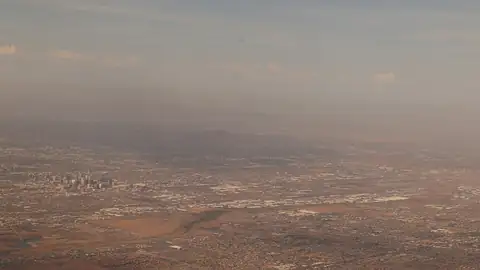 Imagem ilustrativa: Phoenix: Vista aérea da cidade e arredores